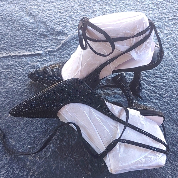 Gianni Bini woman high heel shoes - Picture 4 of 7